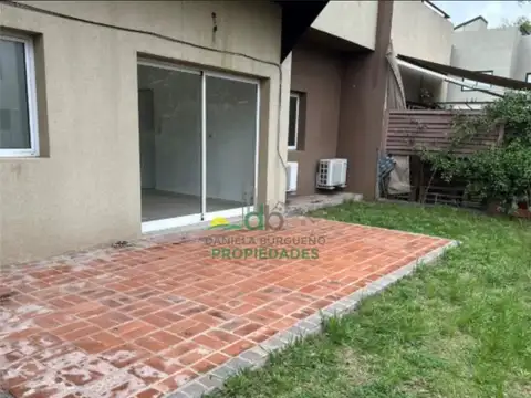 Departamento en Alquiler con 1 cocheras