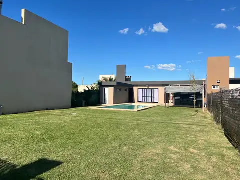 Casa en Venta 1 año