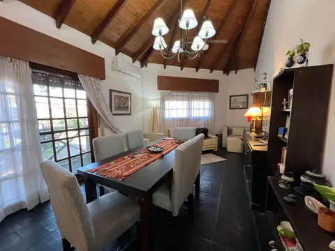 DEPARTAMENTO PH TIPO CASA 4 AMBIENTES en venta en Villa Ballester