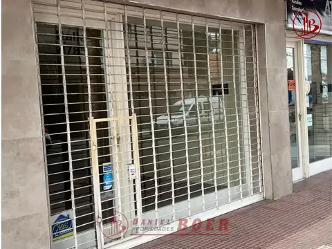 Local en Alquiler en Villa Ballester, $ 450.000