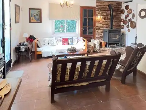 Casa 6 ambientes con 3 baños