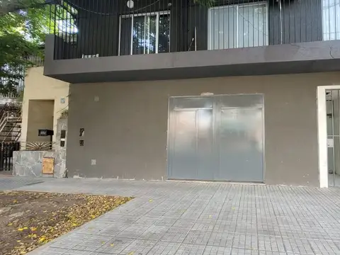 VENTA DE LOCAL COMERCIAL 174m2 - Barrio Belgrano