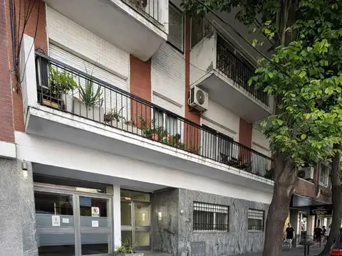 Dúplex en venta - 4 Dormitorios 3 Baños - Lomas de Zamora