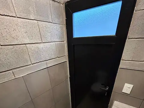 Alquiler - Locales Comerciales - Barrio Parque Sakura - Exaltación de la Cruz