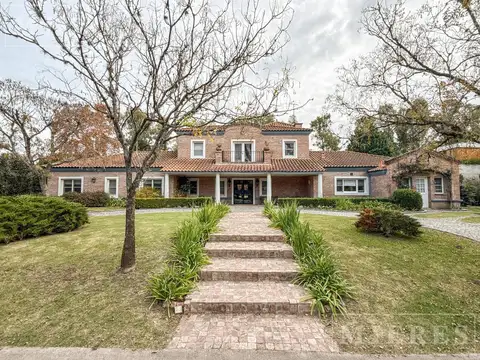 Impecable casa en venta en Martindale al Driving