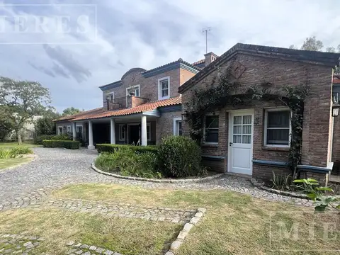 Casa en Venta de 5 dormitorios