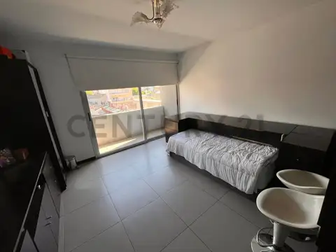 Venta monoambiente con balcon en Monte Castro
