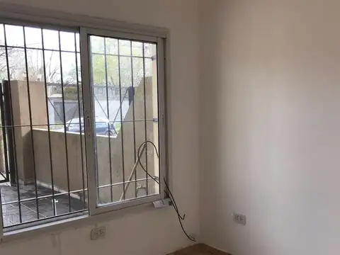 Casa en Venta en Los Polvorines, USD 80.000