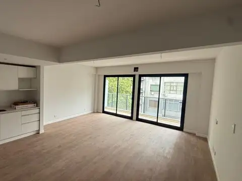 Alquiler Monoambiente Divisible. Apto Prof.