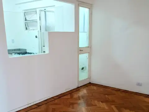 Departamento en Venta en Parque Centenario, USD 169.900