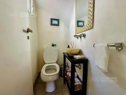 Depto Tipo Casa en Alquiler en Martinez Vias / Libertador, USD 1.700