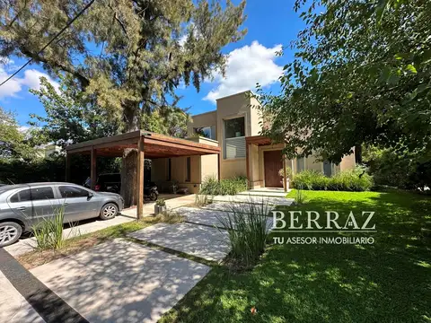 Casa venta 6 ambientes en Tortugas CC Pilar lote de 1094 m2