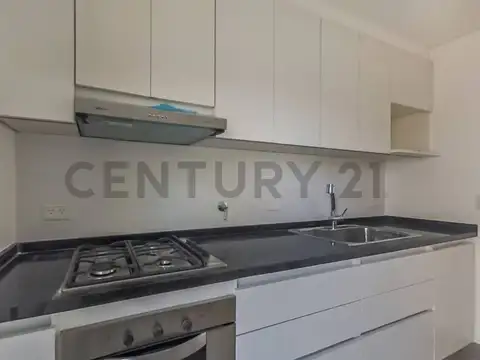LEZICA 4400, Piso 2