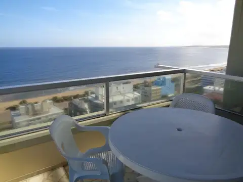 Edificio Fragata unidad esquinera en piso alto