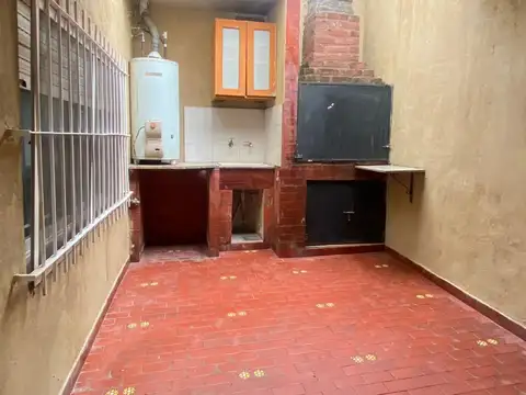 VENTA CASA 3 AMBIENTES CON PATIO TABLADA