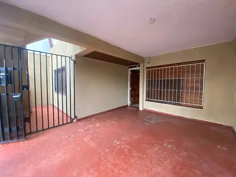 VENTA CASA 3 AMBIENTES CON PATIO TABLADA