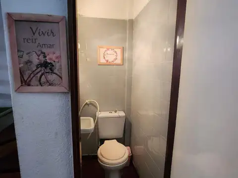 Depto Tipo Casa en Venta con 1 cocheras