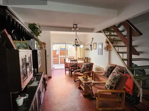 Depto Tipo Casa en Venta de 3 dormitorios