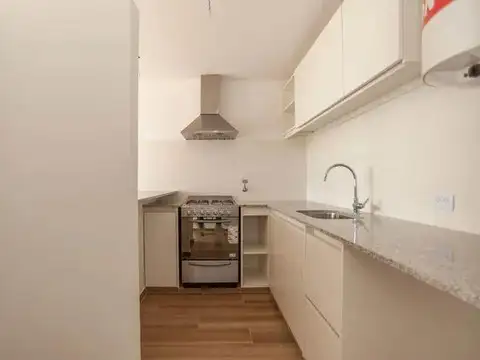 Monoambiente en venta a estrenar en 47 e/ 18 y 19. La Plata.