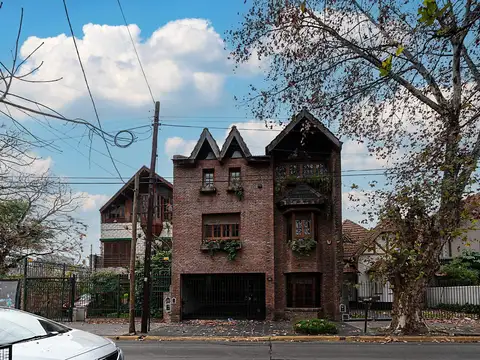 Venta casa  4 ambientes en Ramos Mejia Norte