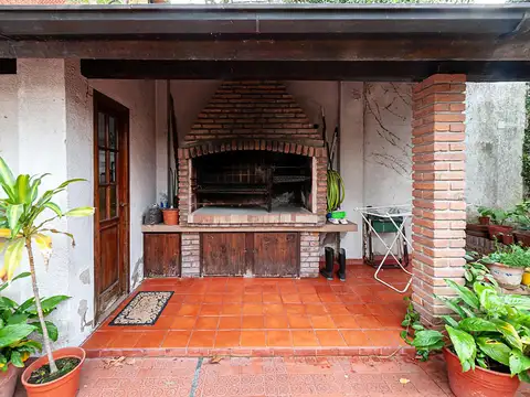 Venta casa  4 - 5 ambientes en Ramos Mejia Norte