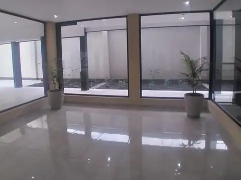 Departamento en Alquiler con 1 cochera