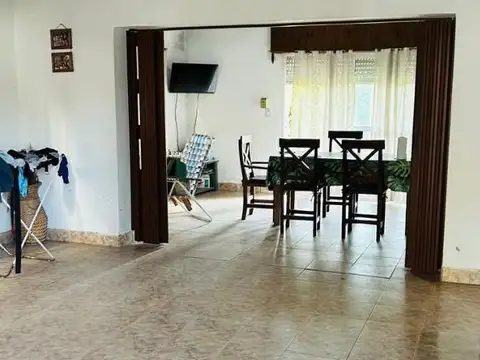 VENTA CASA +PH EN MERCEDES