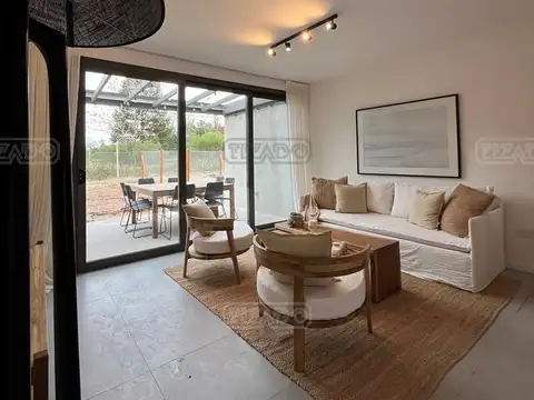 Casa 3 ambientes con 2 baños