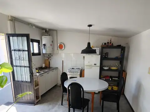 Depto Tipo Casa en Alquiler de 2 ambientes