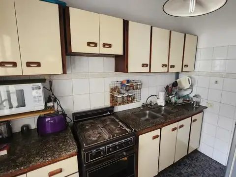 Depto Tipo Casa en Venta en Temperley, USD 95.000