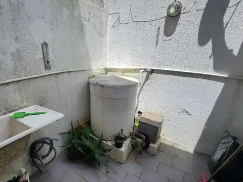 Depto Tipo Casa en Venta con 1 cocheras