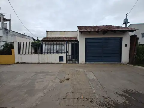 Casa en venta en G. de Laferrere