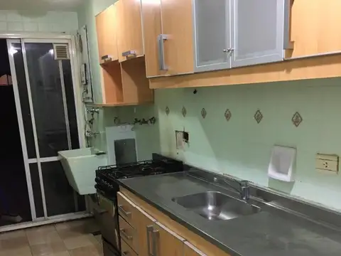 Av Curapaligue 400, Piso 1