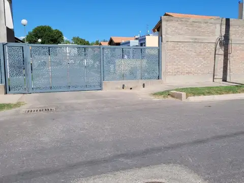 CASAS - CASA - ZONA OESTE, RIVADAVIA