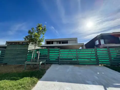 Casa en Venta en Puertos - Barrio Costas, Countries y Barrios Cerrados en Escobar