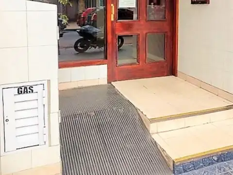 Francisco de Las Carreras 100