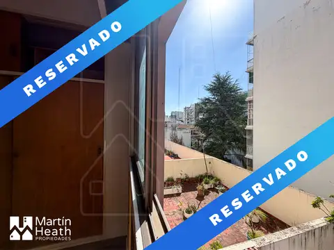-VENTA- APTO CREDITO- Unidad 2 ambientes apaisada, apto profesional. Bajas expensas.