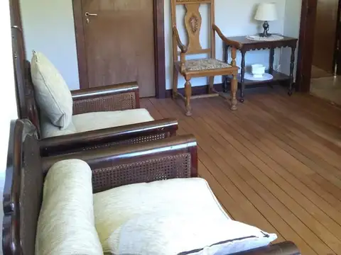 Linda casa en alquiler turístico, céntrica a pasos del Lago!