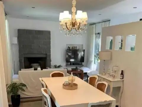 Casa en Alquiler de 3 dormitorios