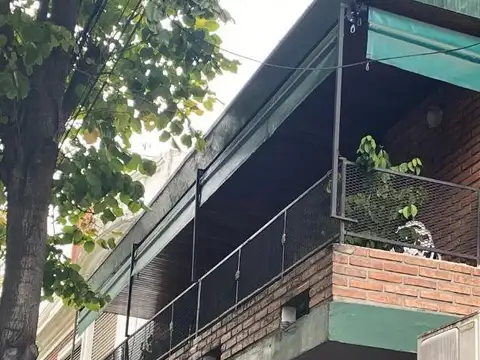 Depto Tipo Casa 3 ambientes con 1 baño