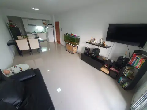 Galpon en Venta en Villa Luzuriaga, USD 59.000