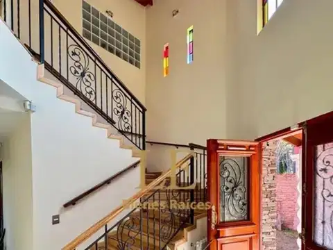 Casa en Alquiler en Benavidez, USD 2.200