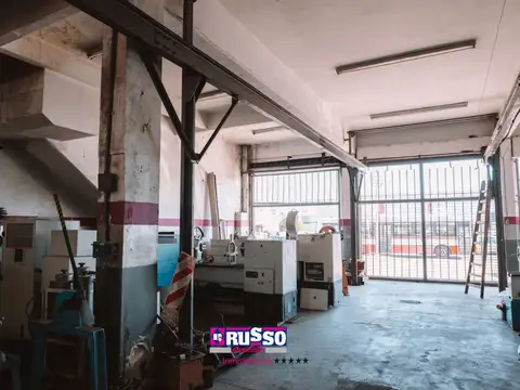Local Comercial en Venta De 877 M² cubiertos en San Justo