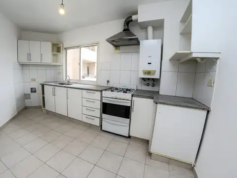 Departamento en Alquiler en Republica De La Sexta, $ 900.000