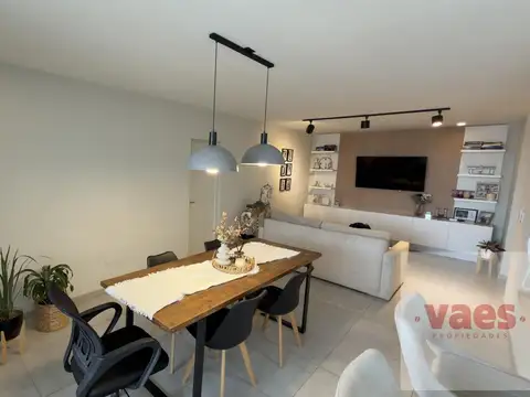Departamento en Alquiler con 1 cocheras