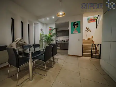 Depto Tipo Casa en Venta de 4 ambientes