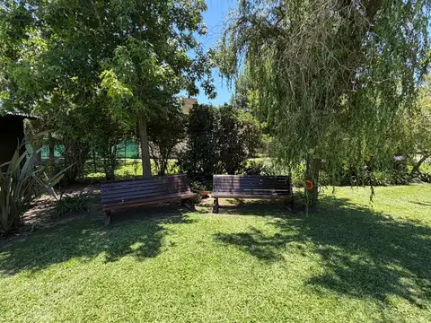 Casa en Alquiler con 1 cochera