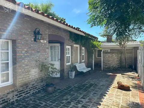 Casa en Venta en Berazategui, USD 145.000