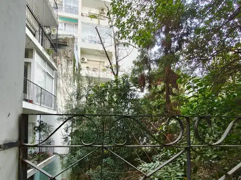 Depto Tipo Casa 3 ambientes con 2 baños