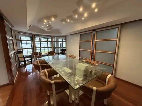 VENTA CASA 4 DORMITORIOS URCA  CATEGORIA PILETA